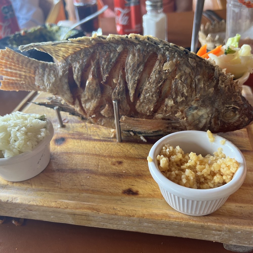 Beer Garden Chapala - Mojarra con ajo - Seafood Near Me - Chapala, JAL Beer Garden Chapala - Mojarra con ajo - Seafood Near Me - Chapala, JAL