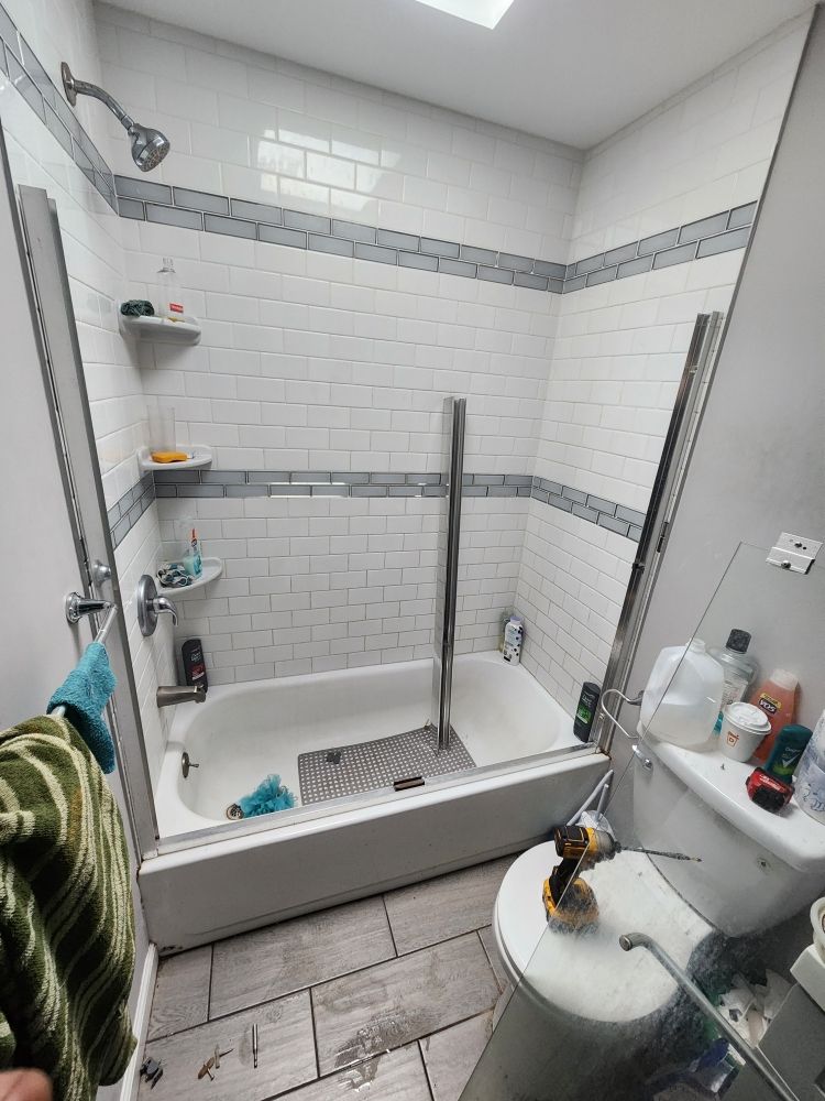 Slide of Oneil Handyman