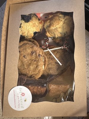 defloured: A Gluten Free Bakery by null