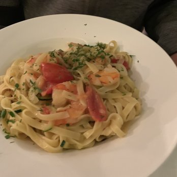 Restaurant Kurhessenstube - Shrimp pasta with yolk sauce - German Near Me - Kassel, HE