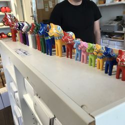 Toffelmakaren - Dalahästen (Dalecarlian horse). Hand carved and painted. A symbol of Sweden