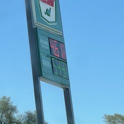 Sinclair Gas - Fuel Price 5/17/22  Regular $4.61, Diesel $5.49