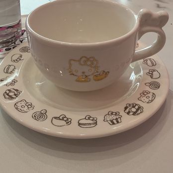 Hello Kitty Cafe - Themed Cafes Near Me - Santa Clara, California