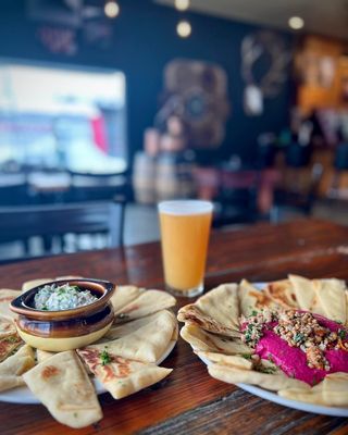 Andy's Crafthouse by null