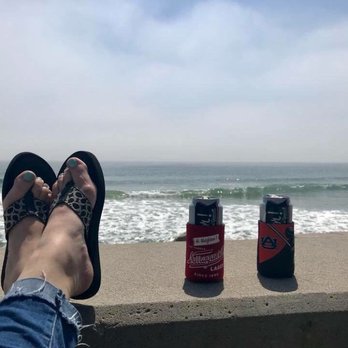 Windjammer Surf Bar - Sports Bars Near Me - Westerly, Rhode Island