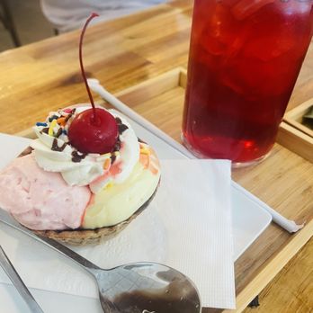 Cake Bar - The Cafe - - Fruit Mousse Bowl and Iced Raspberry Herbal Tea - Custom Cakes Near Me - Syracuse, New York