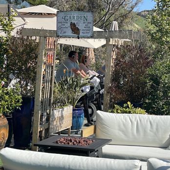 Rafi Lounge - Yoga Near Me - Malibu, California