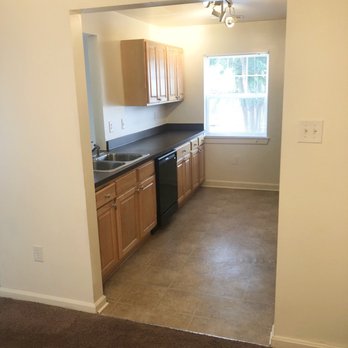 Legacy at Mayland - Kitchen - Apartments Near Me - Richmond, Virginia