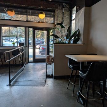 Whiskey Bird - New American Near Me - Atlanta, Georgia