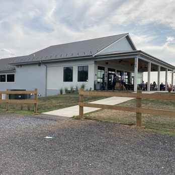 Windridge Vineyards - Wine Bar - Wineries Near Me - Darnestown, Maryland Windridge Vineyards - Wine Bar - Wineries Near Me - Darnestown, Maryland