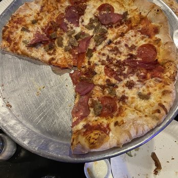 Gus's New York Pizza - Bronx Bomber Pizza - Pizza Near Me - Tempe, Arizona