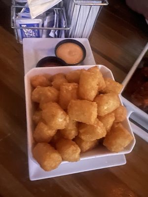 Triona's On Third by null