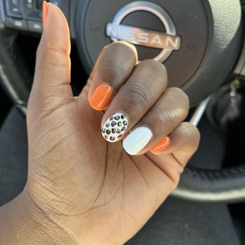 Forum Nails Spa - What got an wasn't close to what I wanted - Nail Salons Near Me - Waldorf, Maryland Forum Nails Spa - What got an wasn't close to what I wanted - Nail Salons Near Me - Waldorf, Maryland