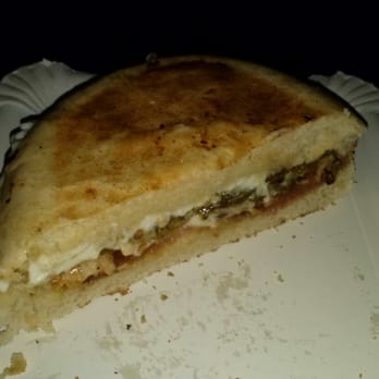 Mafalda - Campero Serranito (ternera, jamón serrano, pimientos, alioli, sin lechuga), 4,5 € - Sandwiches Near Me - Málaga, Massachusetts Mafalda - Campero Serranito (ternera, jamón serrano, pimientos, alioli, sin lechuga), 4,5 € - Sandwiches Near Me - Málaga, Massachusetts