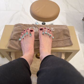 Little Nail Room - Nail Salons Near Me - Seattle, Washington Little Nail Room - Nail Salons Near Me - Seattle, Washington