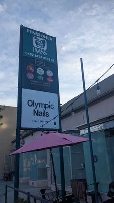 Bronzed Aussie by null