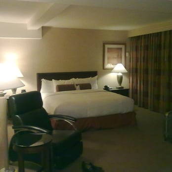 Hilton Chicago O'Hare Airport - Hotels Near Me - Chicago, Illinois Hilton Chicago O'Hare Airport - Hotels Near Me - Chicago, Illinois