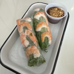 Rice Paper Rolls (with grilled shrimp)