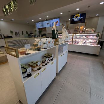 Tous Les Jours - Counter - Bakeries Near Me - Henderson, Nevada Tous Les Jours - Counter - Bakeries Near Me - Henderson, Nevada