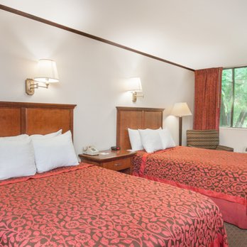 The Schenectady Inn & Suites - Standard Double Room (Beds) - Hotels Near Me - Schenectady, New York The Schenectady Inn & Suites - Standard Double Room (Beds) - Hotels Near Me - Schenectady, New York