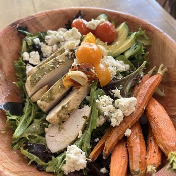 The Bungalow - Signature salad - Coffee & Tea Near Me - San Dimas, California