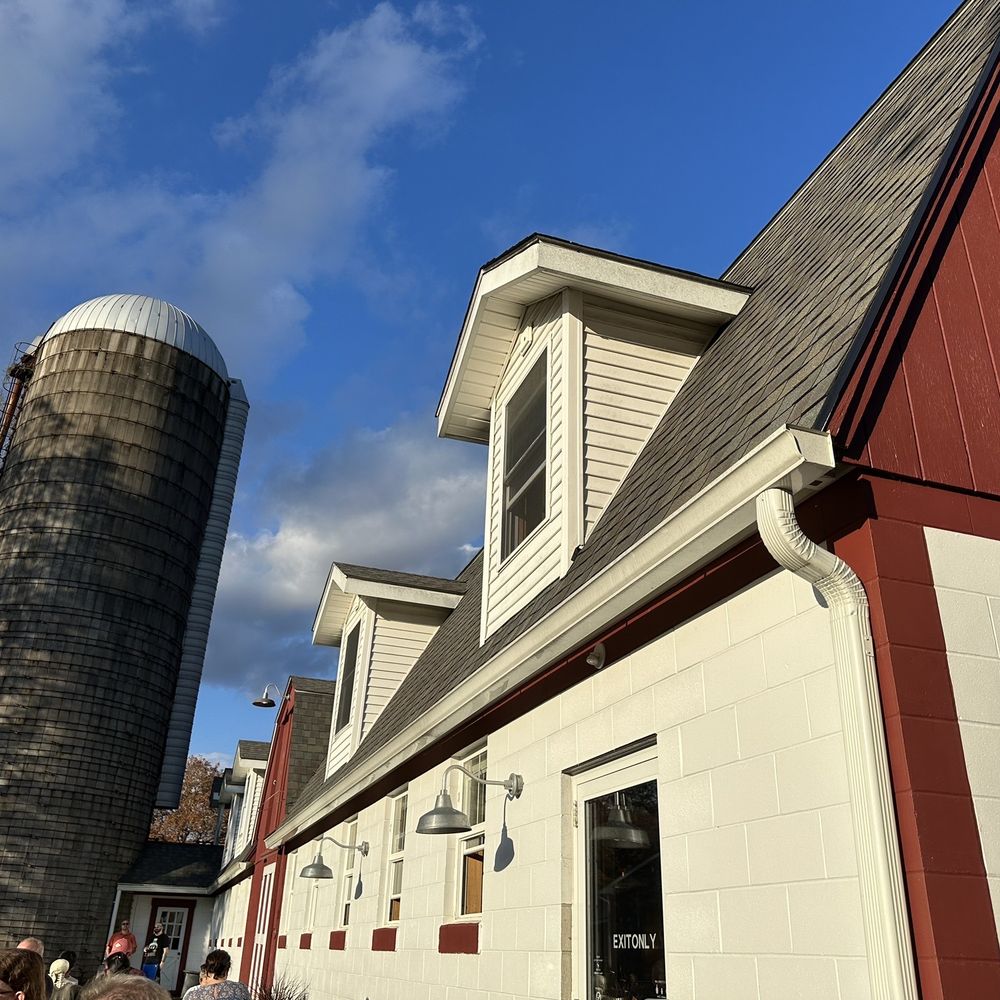 Fox Farm Brewery - Outside - Breweries Near Me - Salem, Connecticut