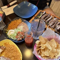 El Agave Mexican Grill of Southaven - Top Shelf Fajitas