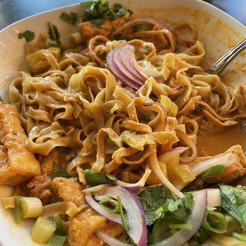 Pestle Rock - Tofu khao soi - Thai Near Me - Seattle, Washington Pestle Rock - Tofu khao soi - Thai Near Me - Seattle, Washington