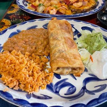 Pueblo Viejo Mexican Restaurant- Cleveland - Beef fajita Chimichanga - Mexican Near Me - Cleveland, Texas Pueblo Viejo Mexican Restaurant- Cleveland - Beef fajita Chimichanga - Mexican Near Me - Cleveland, Texas