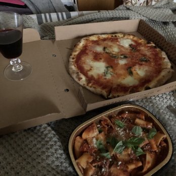 Oretta - Margherita pizza and Bolognese - Italian Near Me - Toronto, Ontario Oretta - Margherita pizza and Bolognese - Italian Near Me - Toronto, Ontario