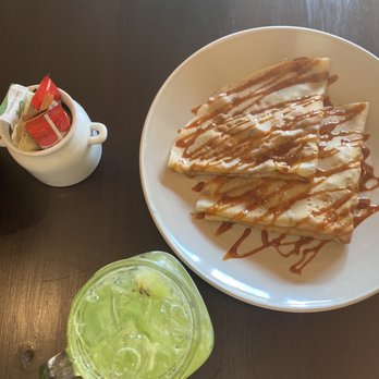Maple Bakehouse - Cajeta Crepes & Kiwi Italian Soda - Coffee & Tea Near Me - San Miguel de Cozumel, ROO