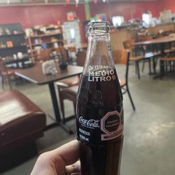 Taqueria Y Huaracheria Garcia - Mexican coke