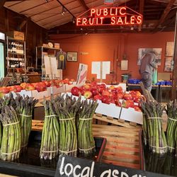 Johnson Orchards - Fresh produce