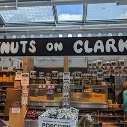 Nuts On Clark - Storefront