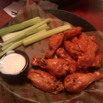 Applebee's Grill + Bar - Mild chicken wings - American Near Me - Yuma, Arizona Applebee's Grill + Bar - Mild chicken wings - American Near Me - Yuma, Arizona