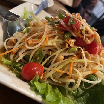 S T Noodle Bar - Papaya salad - Thai Near Me - Long Beach, California S T Noodle Bar - Papaya salad - Thai Near Me - Long Beach, California