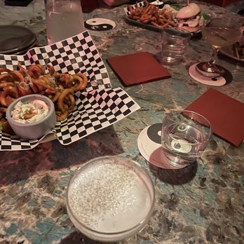 Moongate Lounge - The fresh decent cocktail drink, and the french fries sprinkled with mala sauces - Lounges Near Me - San Francisco, California