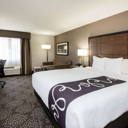 La Quinta by Wyndham Spokane North - Guest room