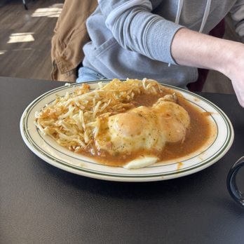 Breakfast Palace - Chorizo Benedict - Breakfast & Brunch Near Me - Denver, Colorado