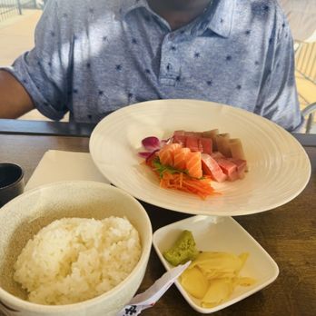 Chelsea - Fresh Sashimi - Japanese Near Me - Brentwood, California