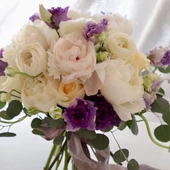 Carol Flowers Studio - Florists Near Me - Fresh Meadows, New York