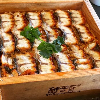 Du Hsiao Yueh - eel rice cake - Taiwanese Near Me - Markham, Ontario