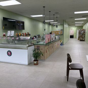 Yoomi Tea - Inside - Bubble Tea Near Me - Poughkeepsie, New York