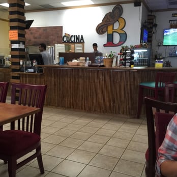 Bilu's - The bar area - Colombian Near Me - Virginia Beach, Virginia