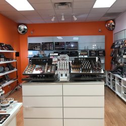Camera Ready Cosmetics - So much makeup!!!!!!