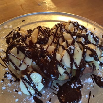 Zinneken's - Harvard Square - Liege with banana and chocolate - Belgian Near Me - Cambridge, Massachusetts
