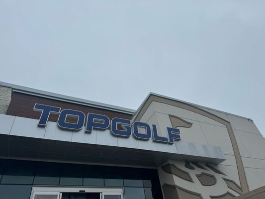 TopGolf by null