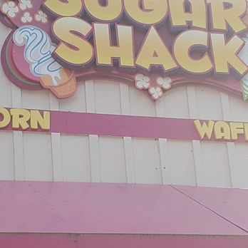 Six Flags Great Adventure - Restaurant - Amusement Parks Near Me - Jackson Township, New Jersey