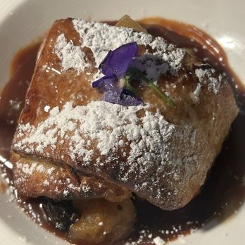 Plado - Glen Cove - Apple dessert - Desserts Near Me - Glen Cove, New York
