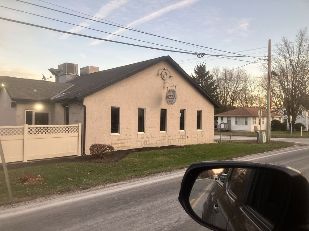 Fracasso's Village Pizza